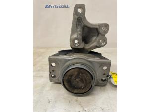 Gebruikte Motorsteun Citroen DS5 (KD/KF) 2.0 165 HYbrid4 16V Prijs € 25,00 Margeregeling aangeboden door Autobedrijf Brooks