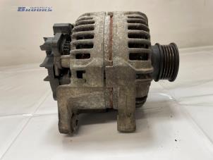 Gebruikte Dynamo Opel Astra H SW (L35) 1.8 16V Prijs € 15,00 Margeregeling aangeboden door Autobedrijf Brooks