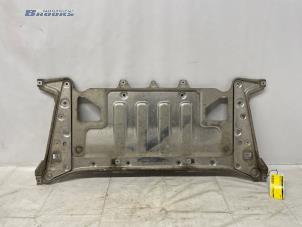 Gebruikte Beschermplaat bodem Audi e-tron GT (F83) Competition 93 kWh Prijs € 125,00 Margeregeling aangeboden door Autobedrijf Brooks