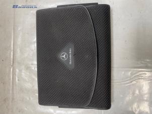 Gebruikte Instructie Boekje Mercedes A (W168) 1.6 A-160 Prijs € 20,00 Margeregeling aangeboden door Autobedrijf Brooks