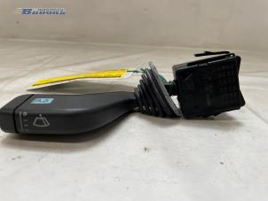 Gebruikte Ruitenwis Schakelaar Opel Corsa C (F08/68) 1.2 16V Twin Port Prijs € 10,00 Margeregeling aangeboden door Autobedrijf Brooks