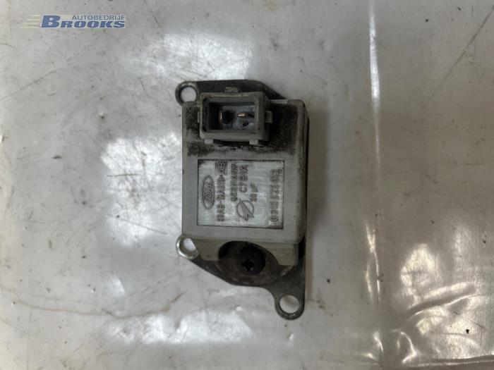 Gebruikte Module ontsteking Ford Focus 1 Wagon 1.4 16V Prijs € 15,00 Margeregeling aangeboden door Autobedrijf Brooks