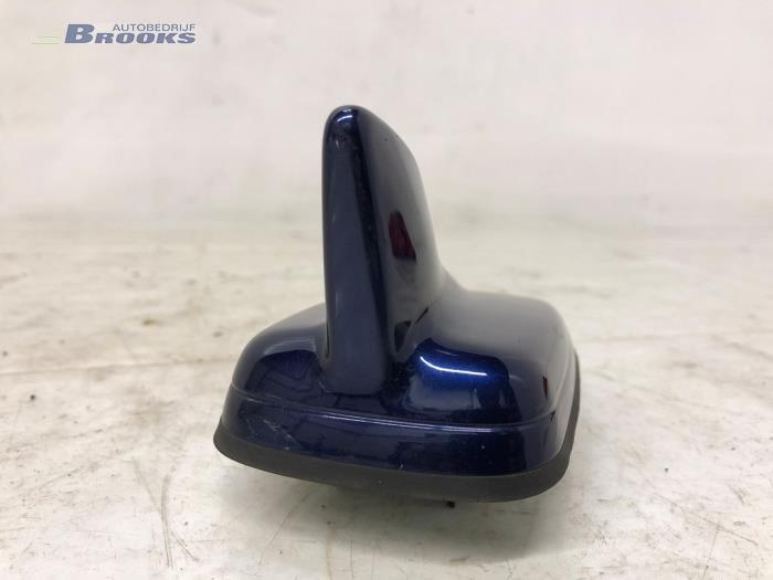 GPS Antenne van een Audi e-tron Sportback (GEA) 50 2020