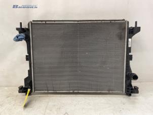 Gebruikte Radiateur Jeep Compass II (MP) 1.3 4XE 240 16V 4x4 Prijs op aanvraag aangeboden door Autobedrijf Brooks