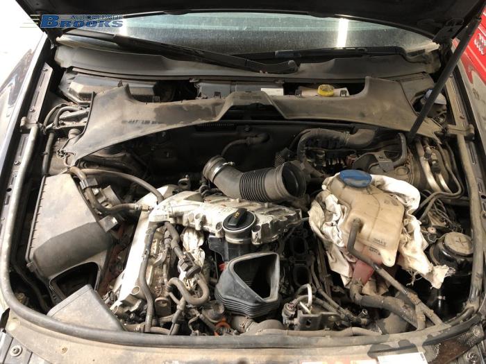 Gebruikte Rembol Audi A6 (C6) 3.2 V6 24V FSI Quattro Prijs € 50,00 Margeregeling aangeboden door Autobedrijf Brooks