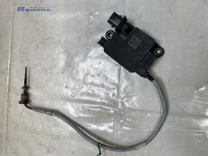 Gebruikte Uitlaat temperatuursensor Jeep Compass II (MP) 1.3 4XE 240 16V 4x4 Prijs op aanvraag aangeboden door Autobedrijf Brooks