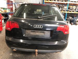 Gebruikte Uitlaat (compleet) Audi A4 Avant (B6) 2.5 TDI 24V Prijs € 200,00 Margeregeling aangeboden door Autobedrijf Brooks