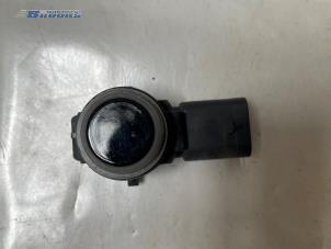 Gebruikte PDC Sensor Jeep Compass II (MP) 1.3 4XE 240 16V 4x4 Prijs € 20,00 Margeregeling aangeboden door Autobedrijf Brooks