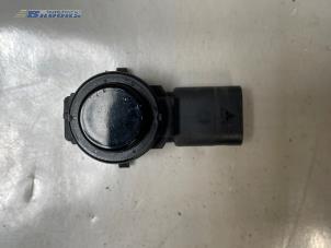 Gebruikte PDC Sensor Jeep Compass II (MP) 1.3 4XE 240 16V 4x4 Prijs € 20,00 Margeregeling aangeboden door Autobedrijf Brooks