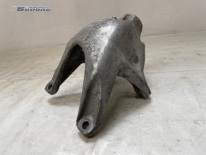 Gebruikte Motorsteun Audi E-tron Sportback (GEA) 50 Prijs € 20,00 Margeregeling aangeboden door Autobedrijf Brooks