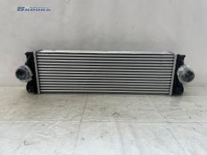 Nieuwe Intercooler Mercedes Sprinter 3,5t (906.13/906.23) 310 CDI 16V Prijs € 151,25 Inclusief btw aangeboden door Autobedrijf Brooks