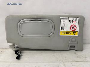 Gebruikte Zonneklep Jeep Compass II (MP) 1.3 4XE 240 16V 4x4 Prijs € 20,00 Margeregeling aangeboden door Autobedrijf Brooks