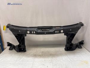 Gebruikte Frontpaneel Mercedes Sprinter 3,5t (906.13/906.23) 310 CDI 16V Prijs € 75,00 Margeregeling aangeboden door Autobedrijf Brooks