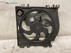 Gebruikte Koelvin Renault Modus/Grand Modus (JP) 1.6 16V Prijs € 15,00 Margeregeling aangeboden door Autobedrijf Brooks