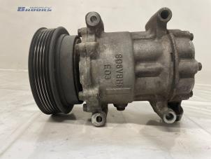 Gebruikte Pomp Airco Renault Modus/Grand Modus (JP) 1.6 16V Prijs € 15,00 Margeregeling aangeboden door Autobedrijf Brooks