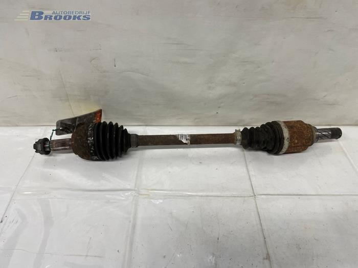 Gebruikte Steekas links-voor Renault Clio III (BR/CR) 1.5 dCi FAP Prijs € 15,00 Margeregeling aangeboden door Autobedrijf Brooks