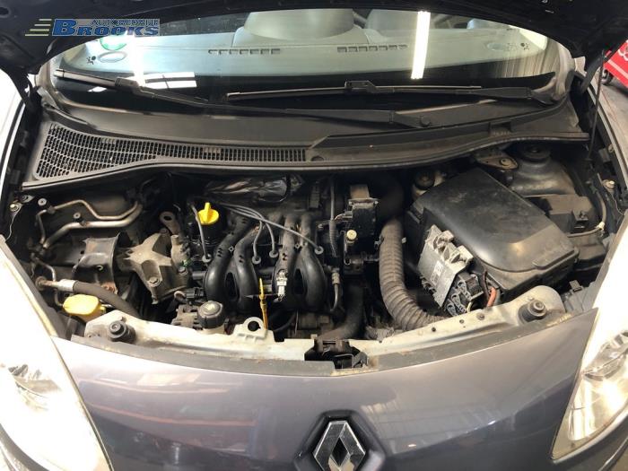Gebruikte Kontaktslot + computer Renault Twingo II (CN) 1.2 Prijs op aanvraag aangeboden door Autobedrijf Brooks