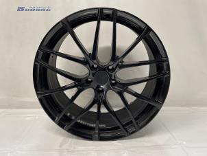 Gebruikte Velg Tesla Model S 100D Prijs € 250,00 Margeregeling aangeboden door Autobedrijf Brooks