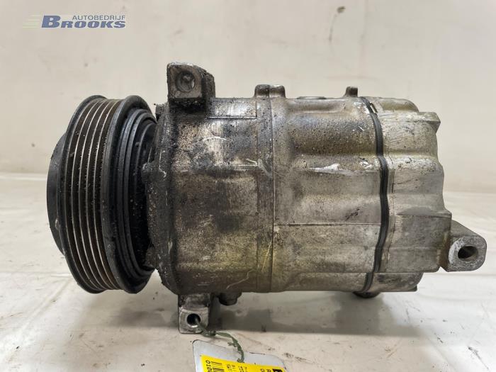 Gebruikte Aircopomp Opel Vectra C GTS 2.2 DIG 16V Prijs € 20,00 Margeregeling aangeboden door Autobedrijf Brooks