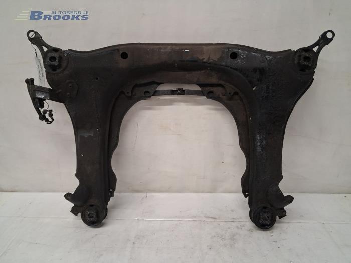 Gebruikte Subframe Audi A4 Cabriolet (B6) 3.0 V6 30V Prijs € 200,00 Margeregeling aangeboden door Autobedrijf Brooks