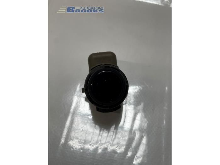 Gebruikte PDC Sensor Tesla Model S 100D Prijs € 45,00 Margeregeling aangeboden door Autobedrijf Brooks