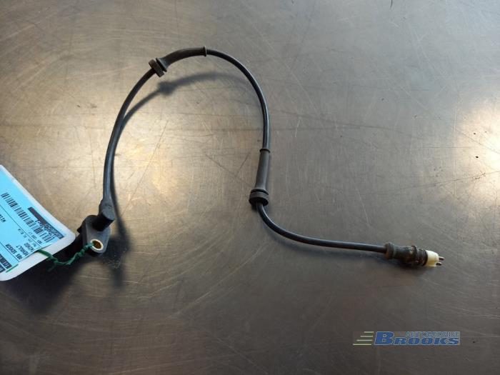Gebruikte ABS Sensor Renault Twingo (C06) 1.2 16V Prijs € 15,00 Margeregeling aangeboden door Autobedrijf Brooks