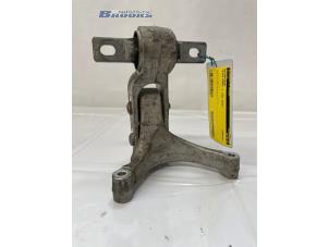 Gebruikte Motorsteun Tesla Model S 100D Prijs € 70,00 Margeregeling aangeboden door Autobedrijf Brooks