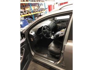 Gebruikte Deurrubber 4Deurs links-voor Toyota Avensis Wagon (T25/B1E) 1.8 16V VVT-i Prijs € 30,00 Margeregeling aangeboden door Autobedrijf Brooks