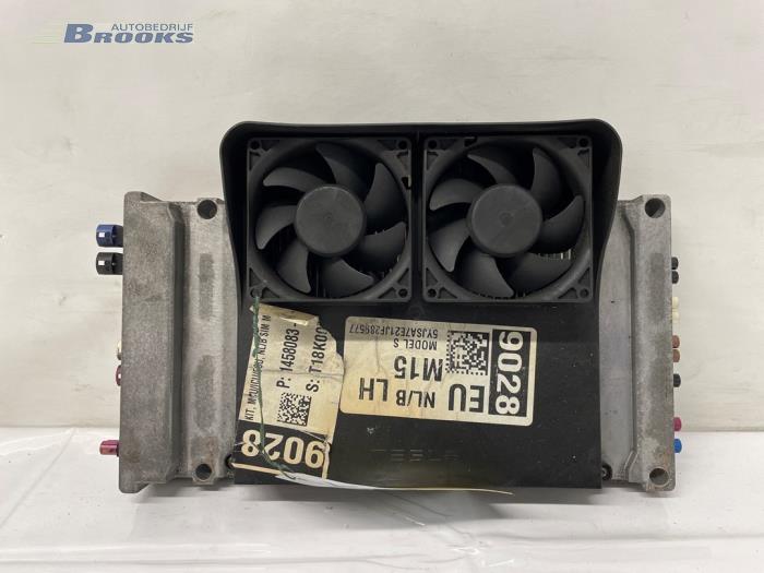 Gebruikte Computer Cruise Control Tesla Model S 100D Prijs € 475,00 Margeregeling aangeboden door Autobedrijf Brooks
