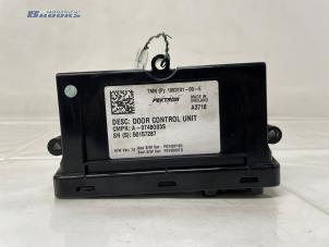 Gebruikte Deur module Tesla Model S 100D Prijs € 20,00 Margeregeling aangeboden door Autobedrijf Brooks