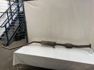 Gebruikte Katalysator Toyota Avensis Wagon (T25/B1E) 1.8 16V VVT-i Prijs € 125,00 Margeregeling aangeboden door Autobedrijf Brooks