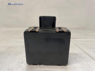 Gebruikte Dode hoek sensor Mercedes Sprinter Tourer 3,5t (907.7) 315 CDI 2.0 D RWD Prijs € 150,00 Margeregeling aangeboden door Autobedrijf Brooks