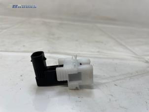 Gebruikte Remlicht Schakelaar Mercedes Sprinter Tourer 3,5t (907.7) 315 CDI 2.0 D RWD Prijs op aanvraag aangeboden door Autobedrijf Brooks