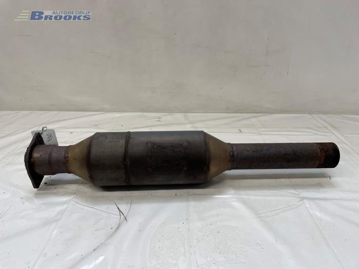 Gebruikte Roetfilter Volvo S60 I (RS/HV) 2.4 D5 20V Prijs € 125,00 Margeregeling aangeboden door Autobedrijf Brooks