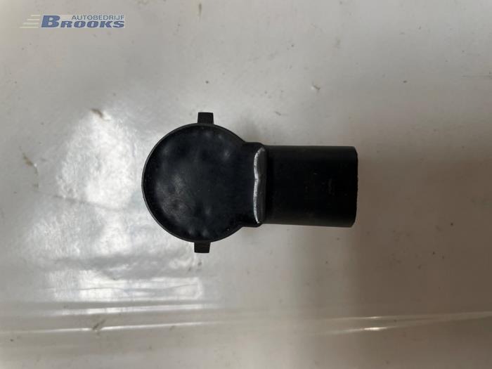 PDC Sensor van een Tesla Model 3 Long Range AWD 75 kWh 2019