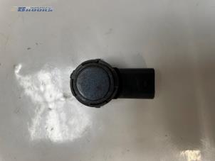 Gebruikte PDC Sensor Tesla Model 3 Long Range AWD 75 kWh Prijs € 20,00 Margeregeling aangeboden door Autobedrijf Brooks