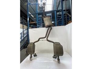 Gebruikte Uitlaat Midden + Einddemper Audi A4 Cabriolet (B6) 2.4 V6 30V Prijs € 200,00 Margeregeling aangeboden door Autobedrijf Brooks