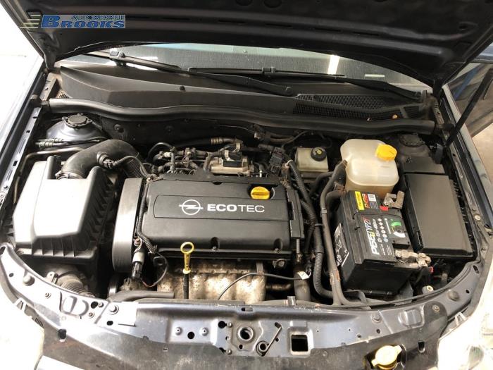 Gebruikte Rembol Opel Astra H Twin Top (L67) 1.8 16V Prijs € 50,00 Margeregeling aangeboden door Autobedrijf Brooks
