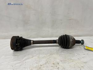 Gebruikte Steekas links-voor Seat Ibiza ST (6J8) 1.2 TDI Ecomotive Prijs € 15,00 Margeregeling aangeboden door Autobedrijf Brooks