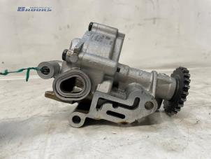 Gebruikte Oliepomp Audi RS 3 Sportback (8VA/8VF) 2.5 TFSI 20V Quattro Prijs € 275,00 Margeregeling aangeboden door Autobedrijf Brooks