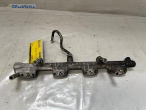 Gebruikte Injector brug BMW X1 (F48) sDrive 20i 2.0 16V Twin Power Turbo Prijs € 75,00 Margeregeling aangeboden door Autobedrijf Brooks