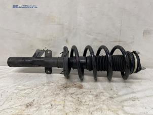 Gebruikte Voorpoot rechts Ford Transit 2.0 TDCi 16V Eco Blue 105 Prijs € 50,00 Margeregeling aangeboden door Autobedrijf Brooks