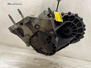 Gebruikte Versnellingsbak Ford Transit 2.0 TDCi 16V Eco Blue 105 Prijs € 900,00 Margeregeling aangeboden door Autobedrijf Brooks