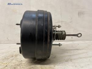 Gebruikte Rembekrachtiger Ford Transit 2.0 TDCi 16V Eco Blue 105 Prijs € 60,00 Margeregeling aangeboden door Autobedrijf Brooks