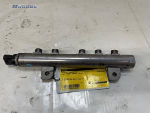 Gebruikte Injector brug Jeep Grand Cherokee (WK/WK2) 3.0 CRD V6 24V Prijs € 50,00 Margeregeling aangeboden door Autobedrijf Brooks