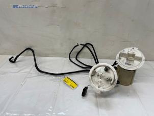 Gebruikte Tank element Pomp Mercedes C (W204) 3.0 C-320 CDI V6 24V Prijs € 30,00 Margeregeling aangeboden door Autobedrijf Brooks