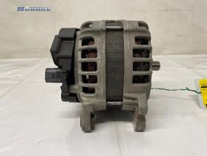 Gebruikte Dynamo Volkswagen Golf VII (AUA) 1.6 TDI BMT 16V Prijs € 125,00 Margeregeling aangeboden door Autobedrijf Brooks