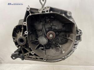 Gebruikte Versnellingsbak Citroen C4 Cactus (0B/0P) 1.2 PureTech 130 12V Prijs € 450,00 Margeregeling aangeboden door Autobedrijf Brooks