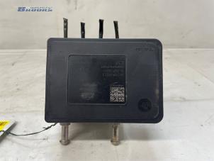 Gebruikte ABS Pomp Mitsubishi Outlander (GF/GG) 2.0 16V 4x2 Prijs € 50,00 Margeregeling aangeboden door Autobedrijf Brooks