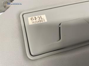 Gebruikte Zonneklep Mitsubishi Outlander (GF/GG) 2.0 16V 4x2 Prijs € 25,00 Margeregeling aangeboden door Autobedrijf Brooks